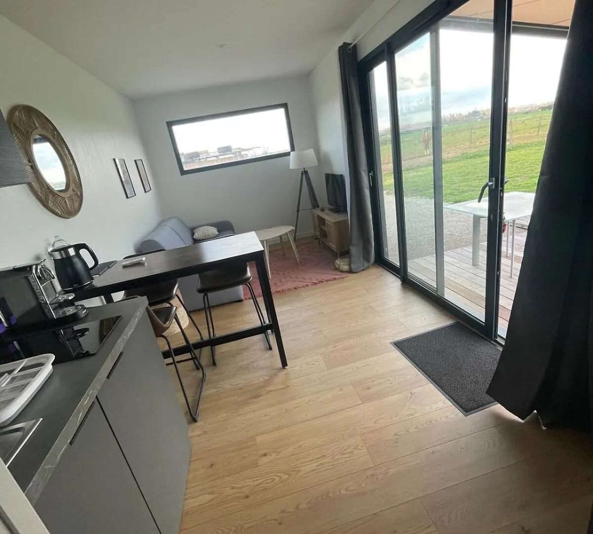 بيت للعطل Studio De Jardin Neuf Étoile-sur-Rhône فرنسا